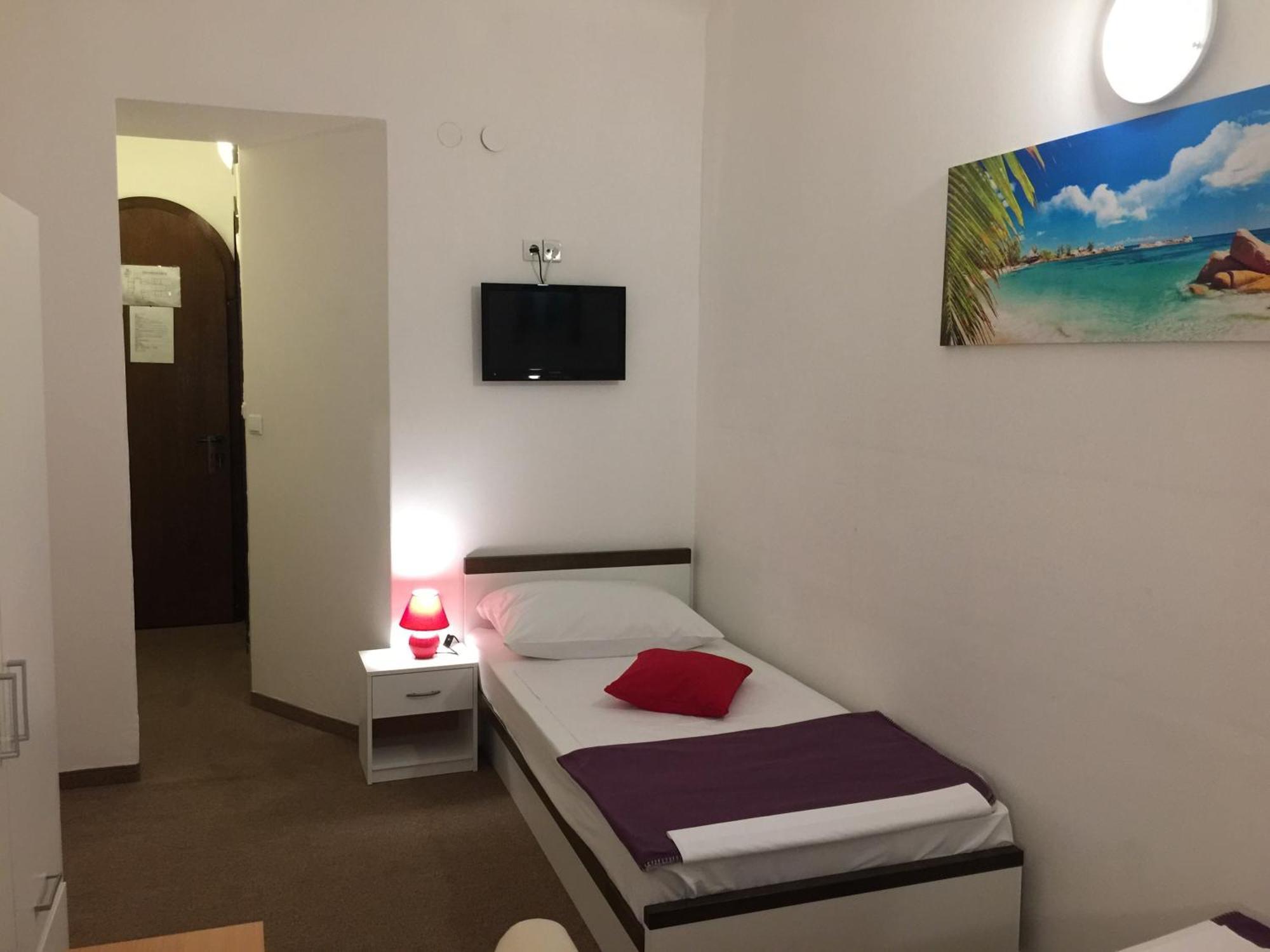 Hotel Pansion Ruza 3*