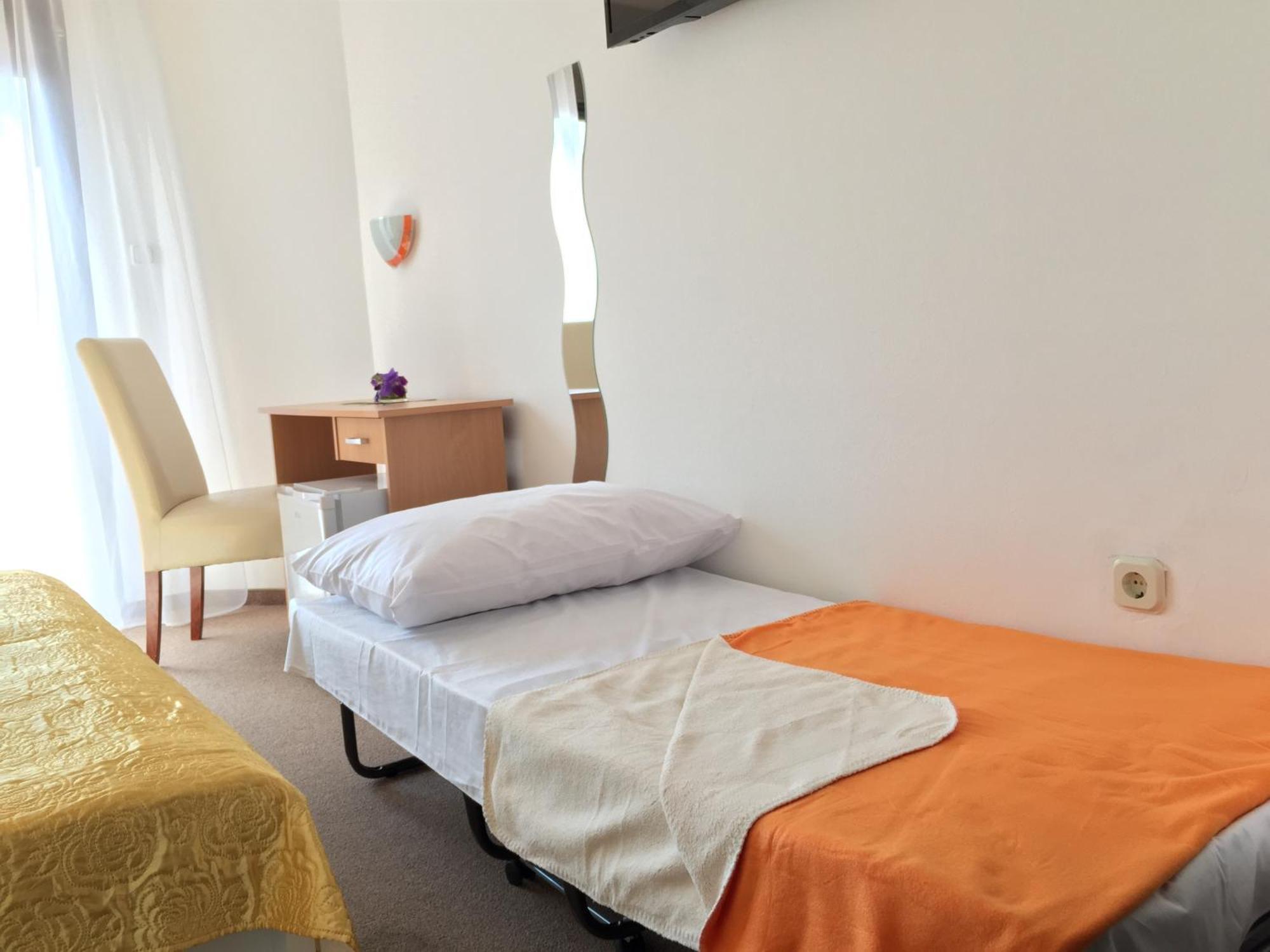 Pansion Ruza Hotel 3*