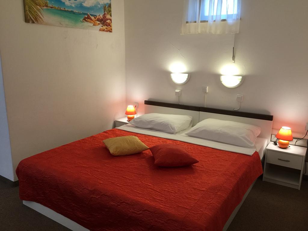 Pansion Ruza Novi Vinodolski