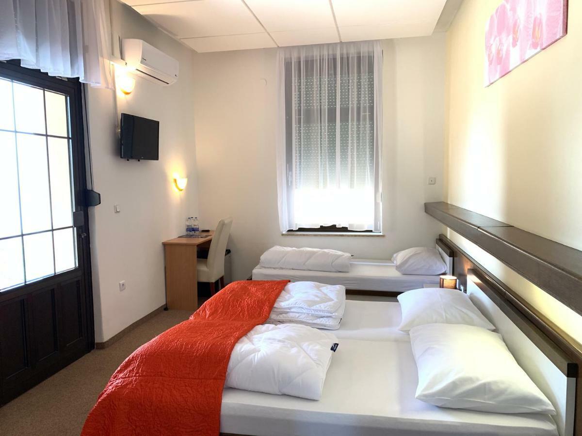 Hotel Pansion Ruza 3*